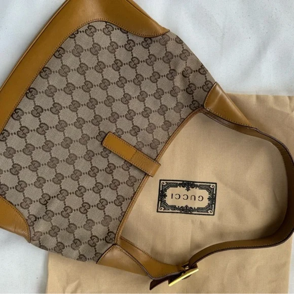 Gucci Beige and Brown Hobo Bag with Red Stripe - Picture 9 of 12